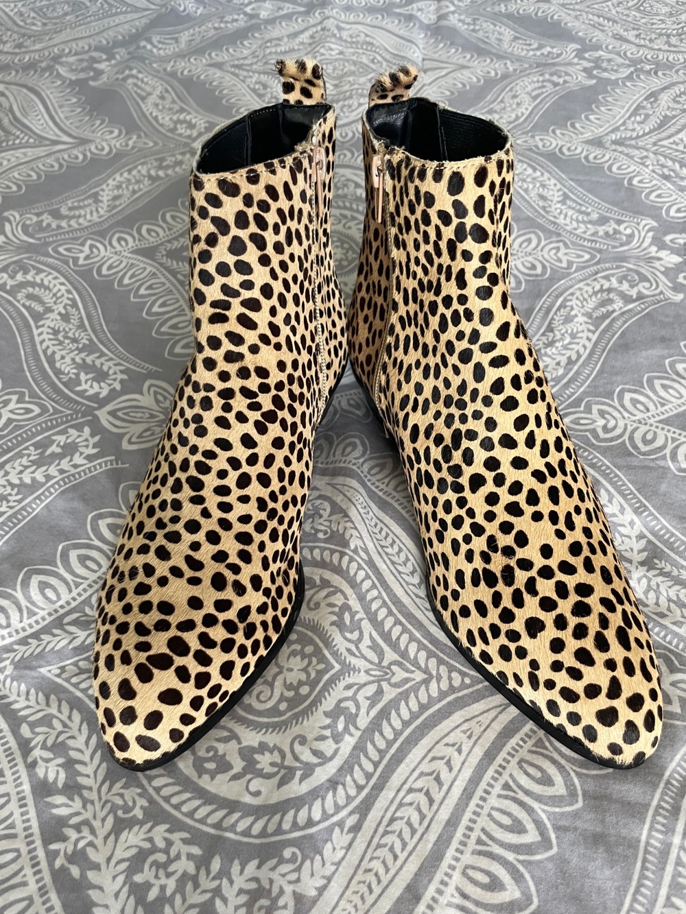 GAP Women's Leopard-Print Ankle Boots in Tan and Black